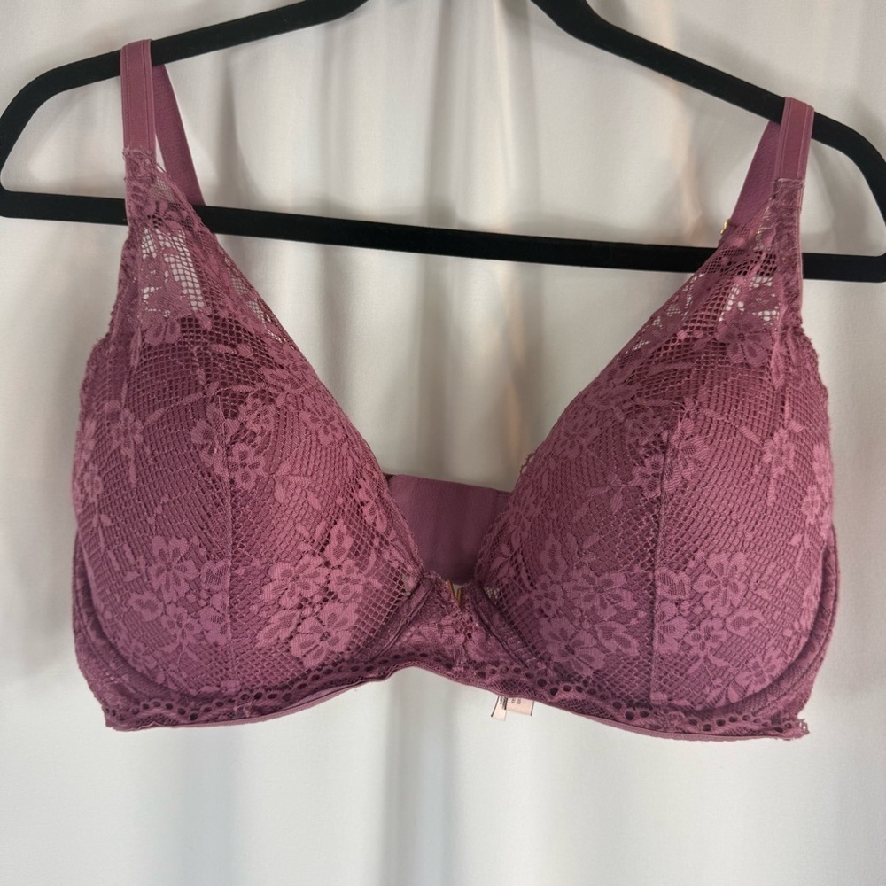 Victoria secret Lace Underwire Push Up Bra in Mauve